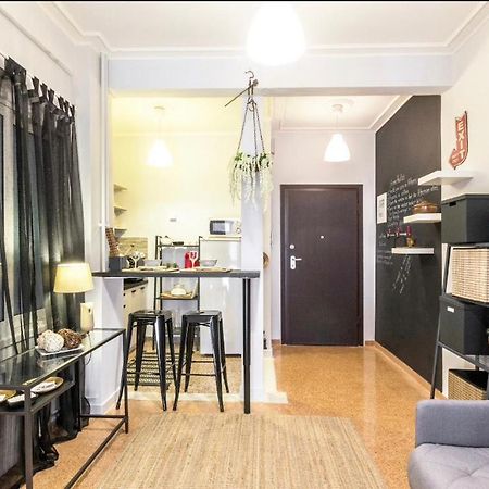 Luxuriously Central Studio In The Heart Of Αθήνα Εξωτερικό φωτογραφία