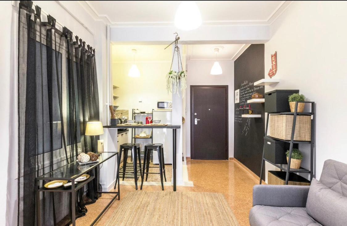 Luxuriously Central Studio In The Heart Of Αθήνα Εξωτερικό φωτογραφία