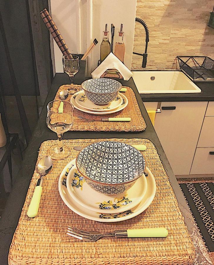Luxuriously Central Studio In The Heart Of Αθήνα Εξωτερικό φωτογραφία